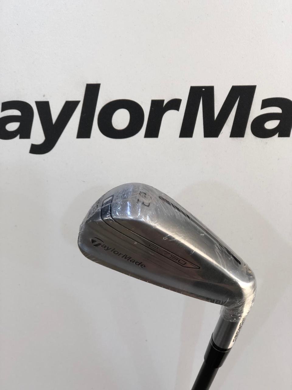 TAYLORMADE UDI P790 2 IRON – Online Golf Auctions